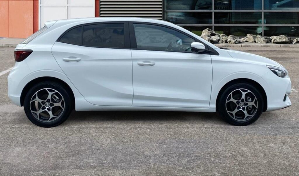 MG 3 Hybrid+ LUX